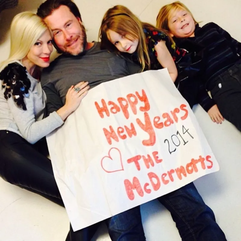 La historia continúa, pero esta vez han surgido algunas sospechas sobre la veracidad de los argumentos por los que Tori Spelling y su pareja, Dean McDermott llevaron su matrimonio a un reality show.