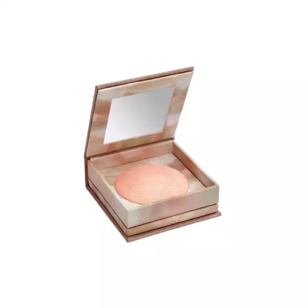 Urban-Decay-Naked-Illuminated-Shimmering-Powder-for-Face-and-Body.jpg