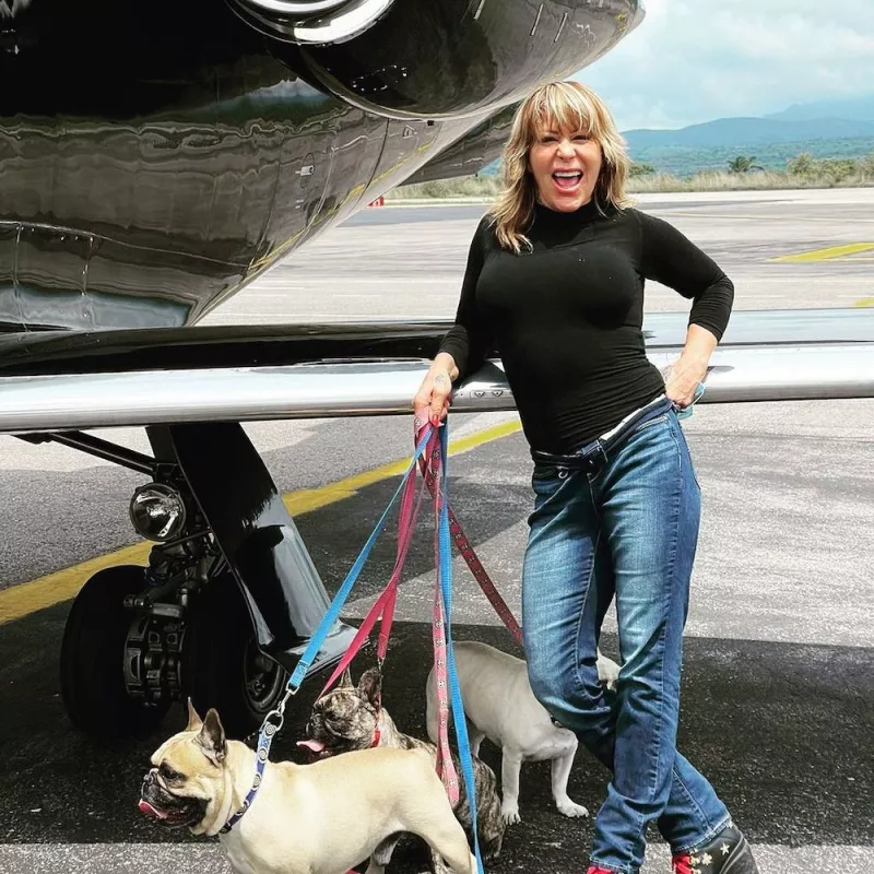 alejandra-perros.jpeg