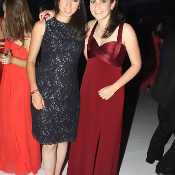 Ana Luisa Cook y Claudia Cook