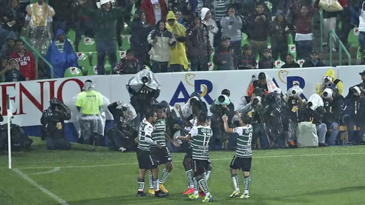 Los jugadores de Santos Laguna festejan el triunfo ante Puebla en la final de la Copa Mx