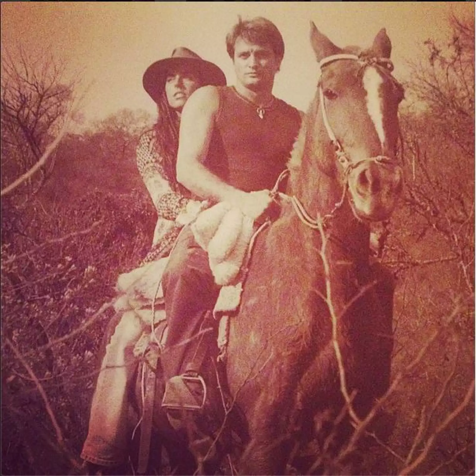 El paso de los años no ha acabado con su romanticismo.