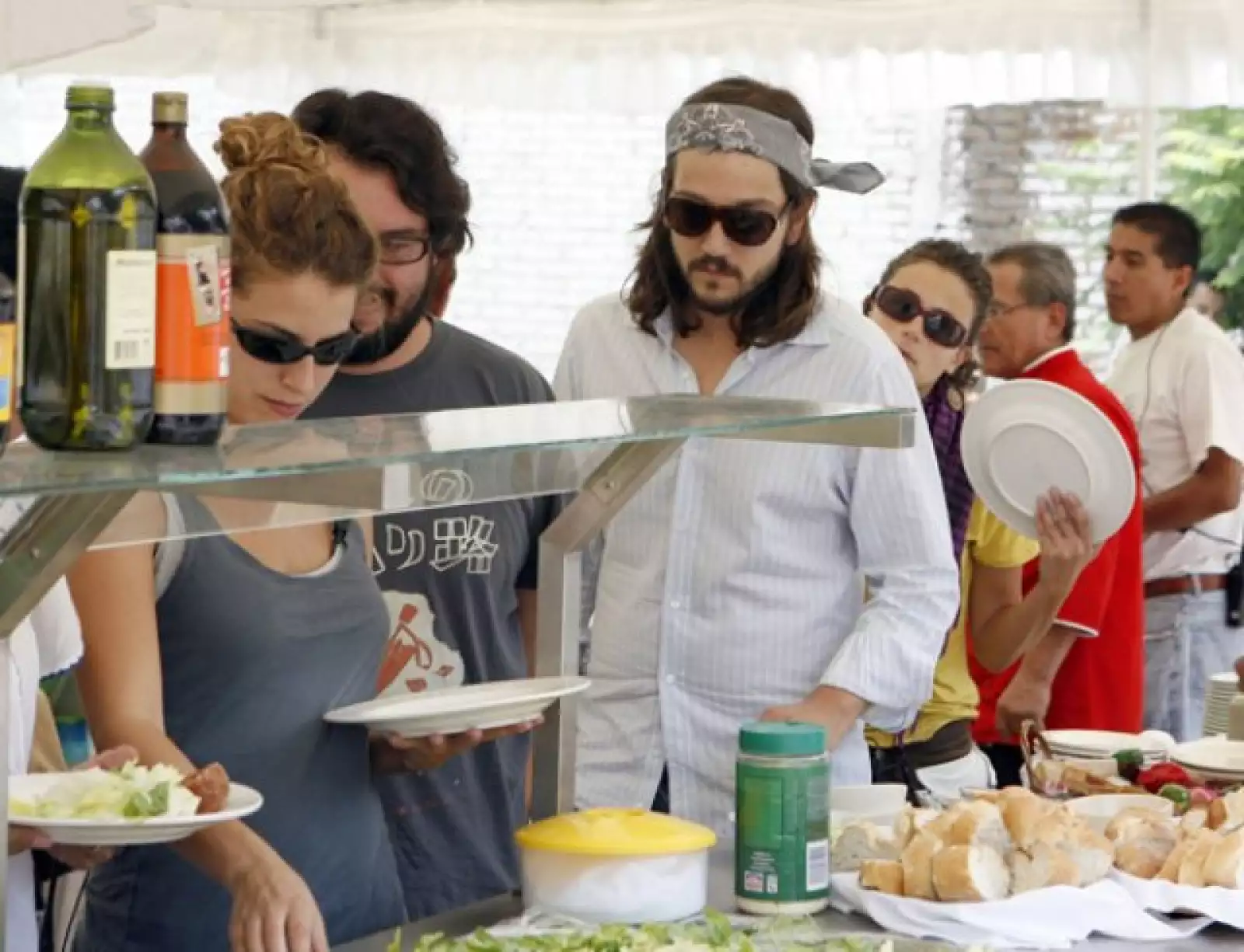 Cada mañana, Diego  les cuenta a los niños lo que va a pasar y trata de que sea un juego para ellos.