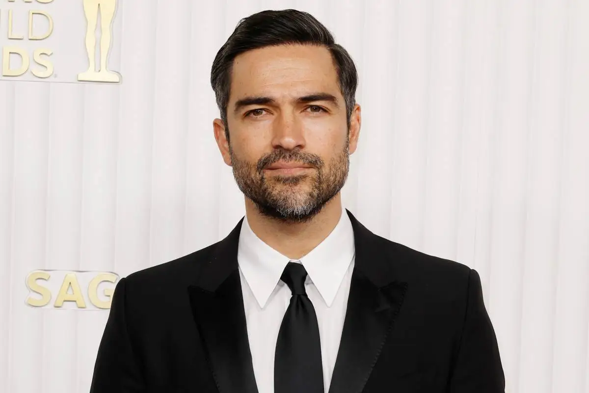 alfonso-herrera.jpg