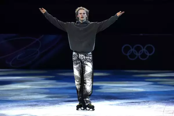 ilia-malinin-jeans-balmain