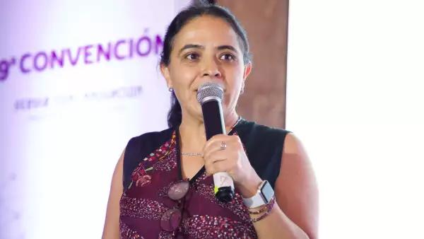 lucia-buenrostro-cnbv