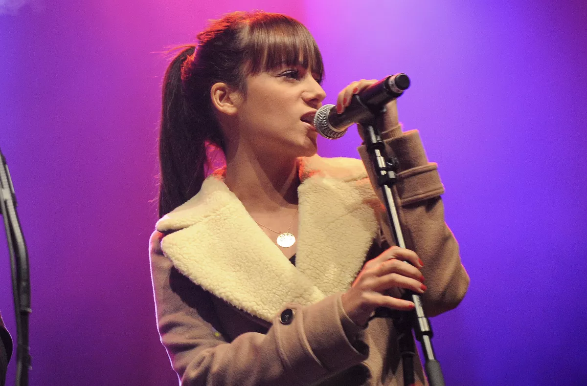 Alizee 2.png