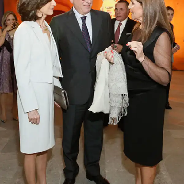 María José Fernández, Paulino Rodríguez y Marinela Servitje