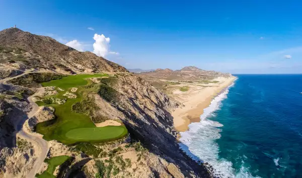 Campo de golf en Los Cabos frente al mar