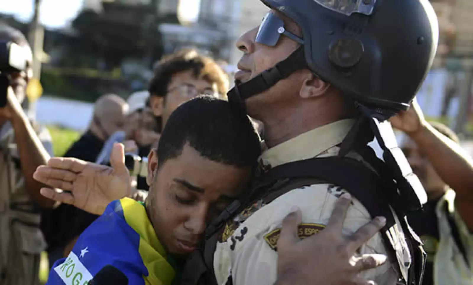El 20 de junio más de un millón de personas tomaron las calles para quejarse por los transportes públicos y hospitales deficientes, la corrupción y las escuelas de mala calidad, entre otros temas.
