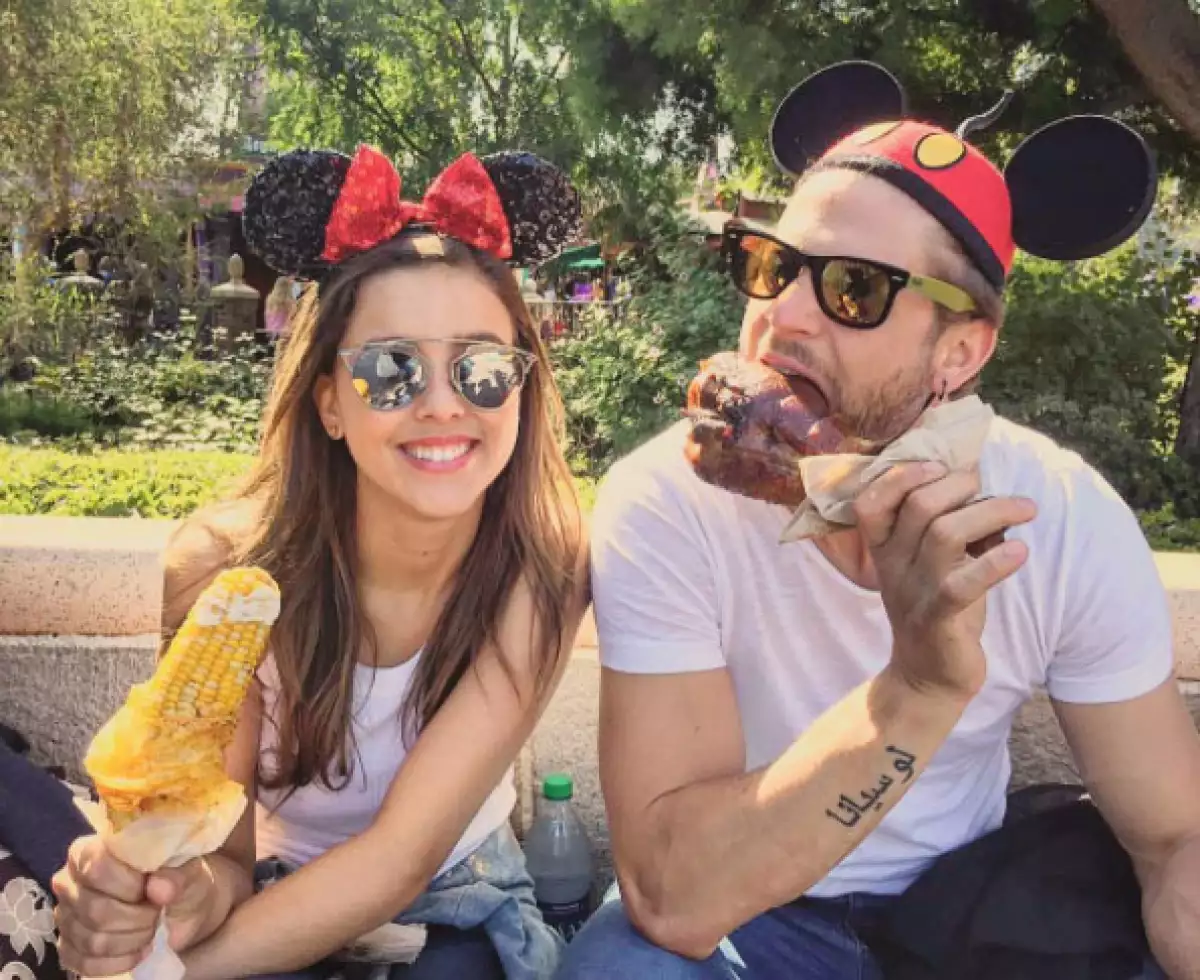 Ambos forman parte de la telenovela Un Camino Hacia el Destino.