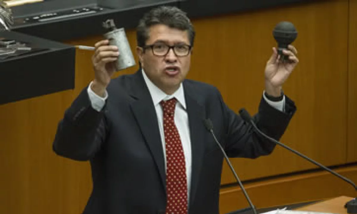 El diputado Monreal calificó de como inmoral la propuesta del bono. (Foto: Cuartoscuro)