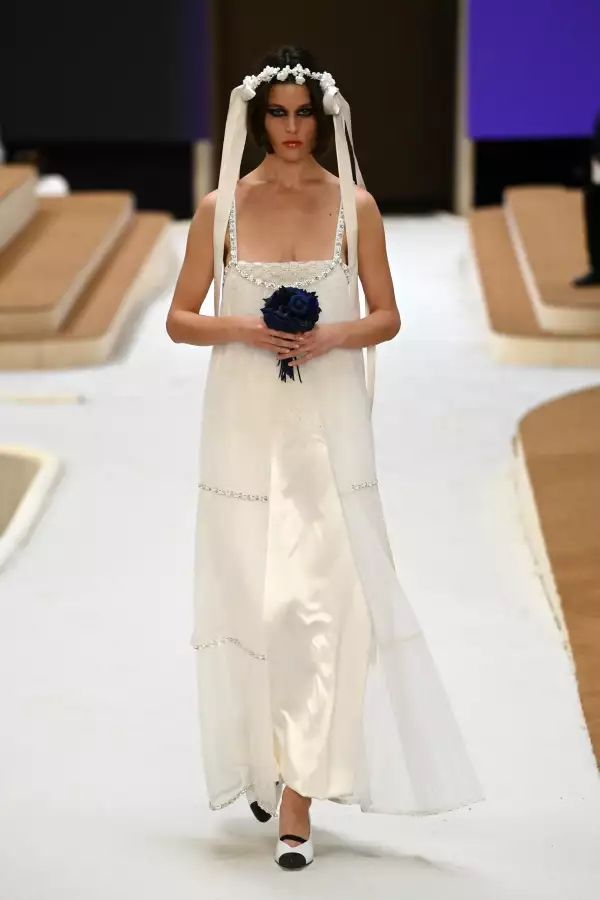 Chanel : Runway - Paris Fashion Week - Haute Couture Spring/Summer 2022
