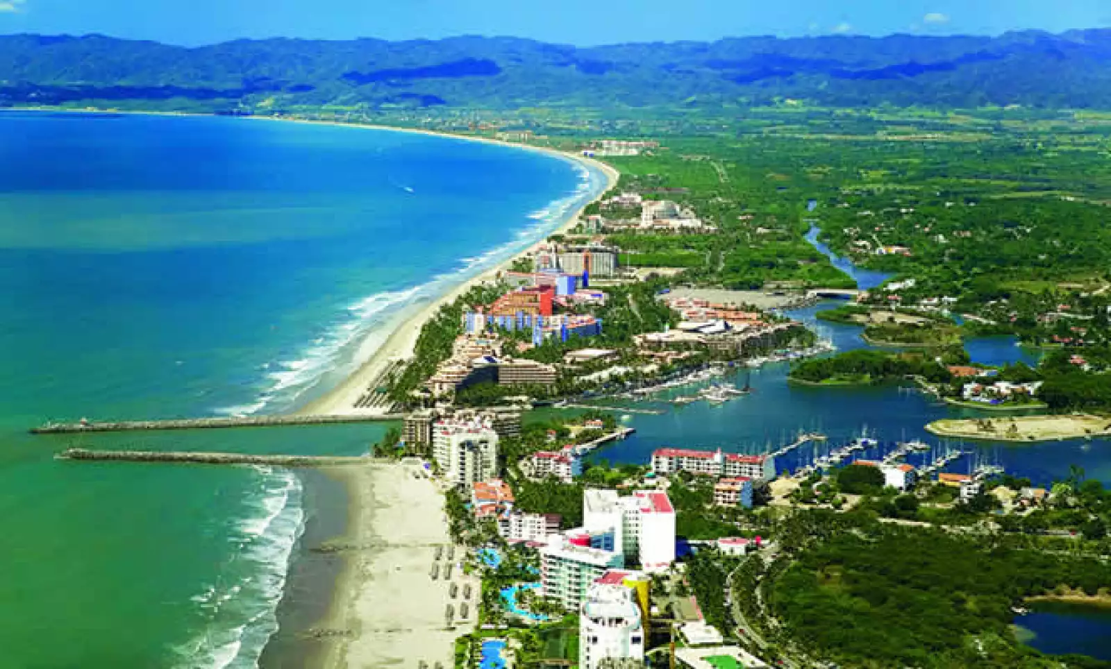 Una vista panorámica de la Riviera Nayarit.