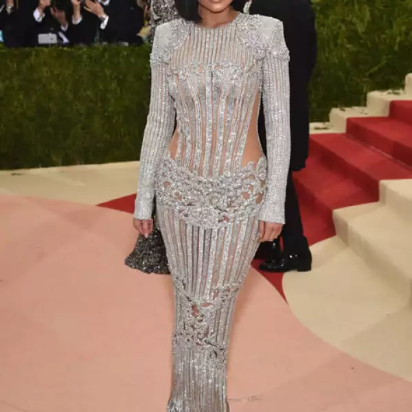 Kylie Jenner en Balmain.