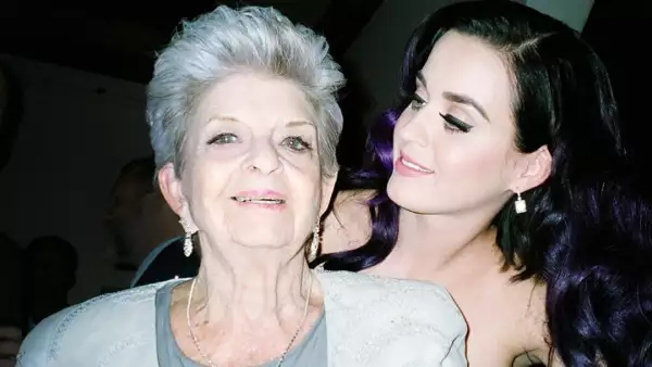Katy Perry y su abuela