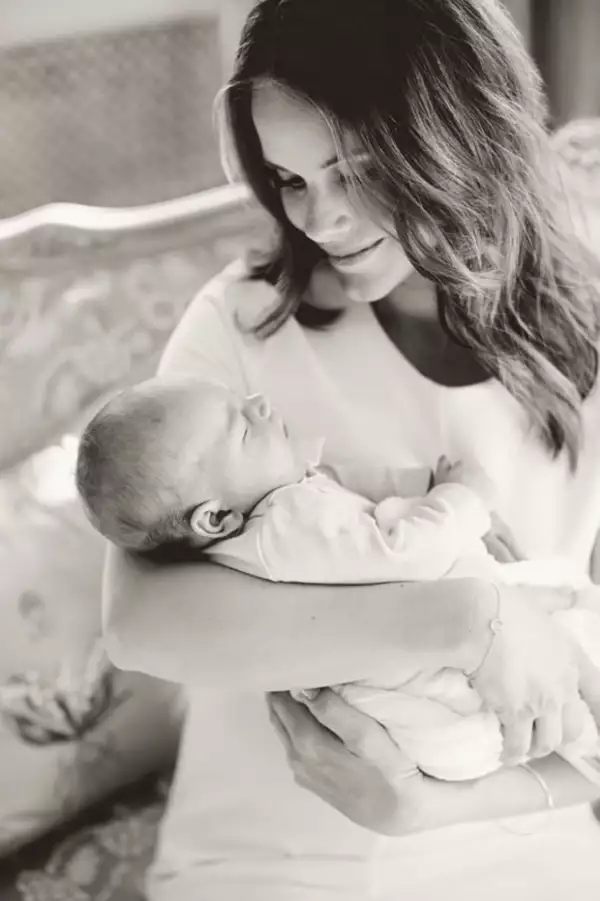Sofía destacó con un especial brillo maternal.