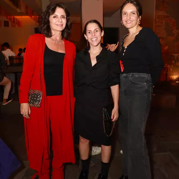 Mónica Quintero, Claudia Cándano  y Ana Lorenzana 