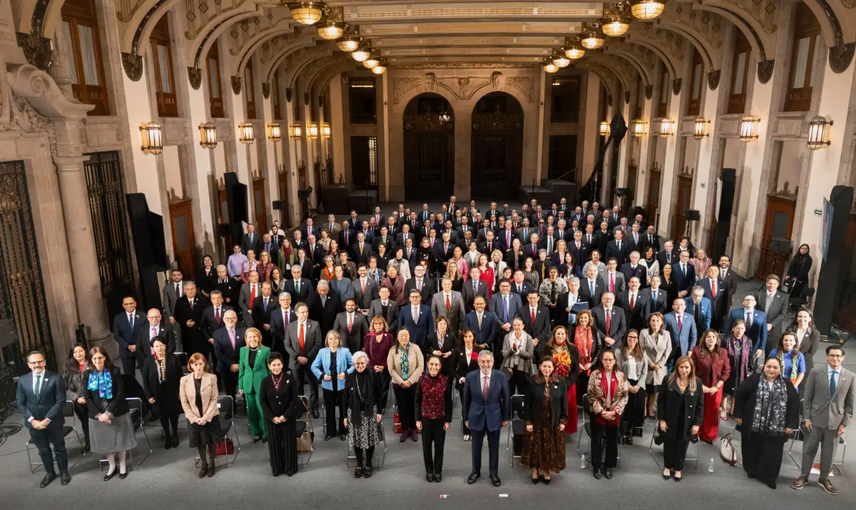 sheinbaum-reunion-diplomaticos