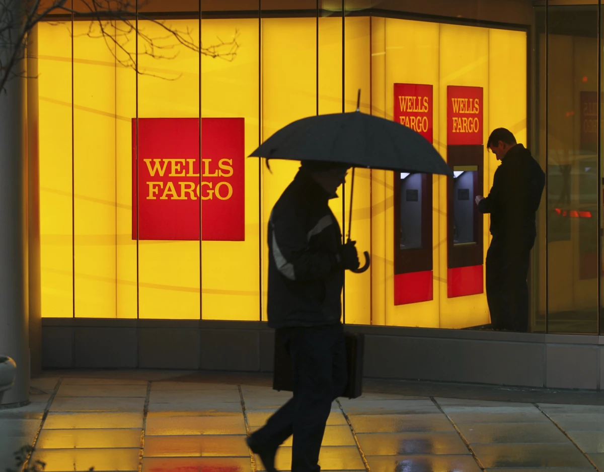 Los directivos de Wells Fargo admitieron haber prestado dinero para hipotecas de forma descuidada durante siete años.