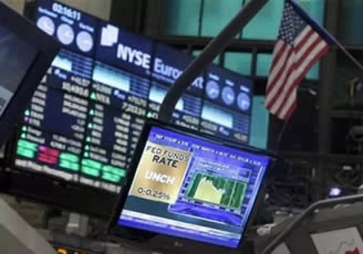 El índice industrial Dow Jones de la NYSE llegó a caer 9% durante la sesión en que se desató el nerviosismo por la crisis de Grecia. (Foto: AP)