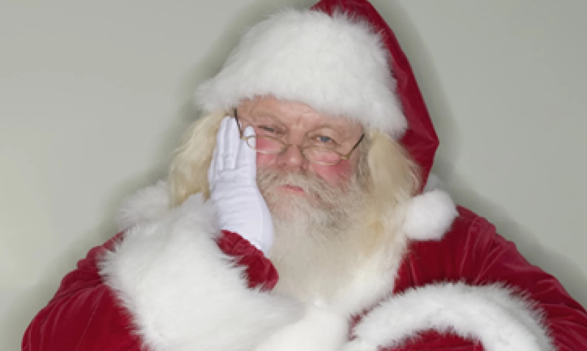Sólo 37% de los encuestados piensa que es Santa Clos trae los juguetes. (Foto: Getty Images)