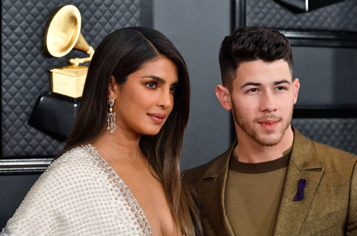 Priyanka Chopra y  Nick Jonas 