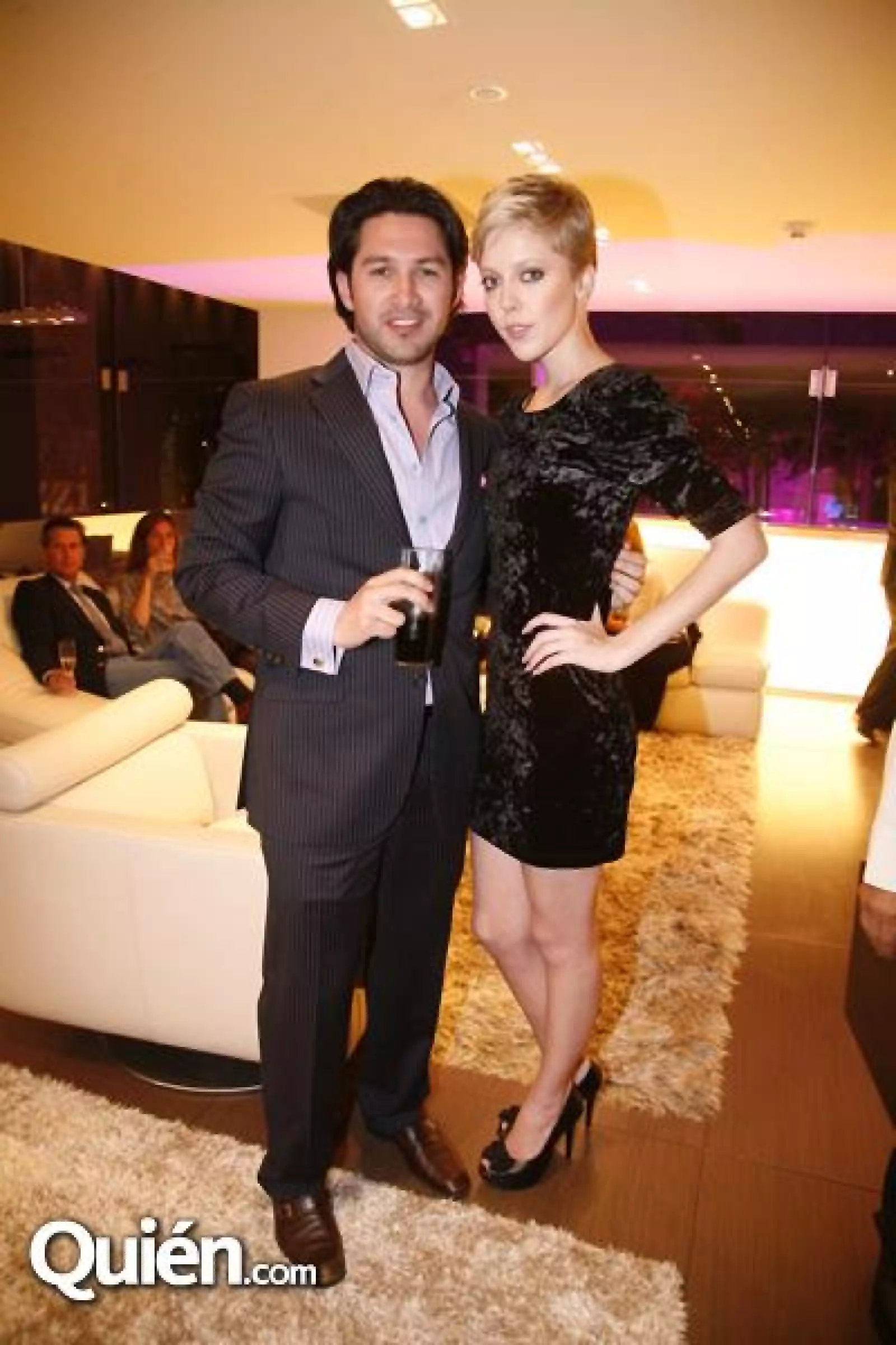 Vicente Calderon,Ivanna Rodriguez