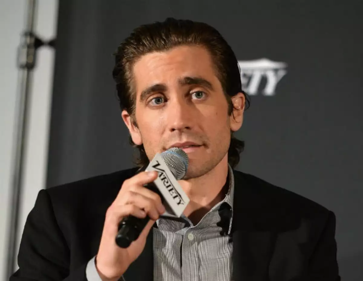 Es notable la pérdida de peso que Jake ha logrado para su nuevo papel.