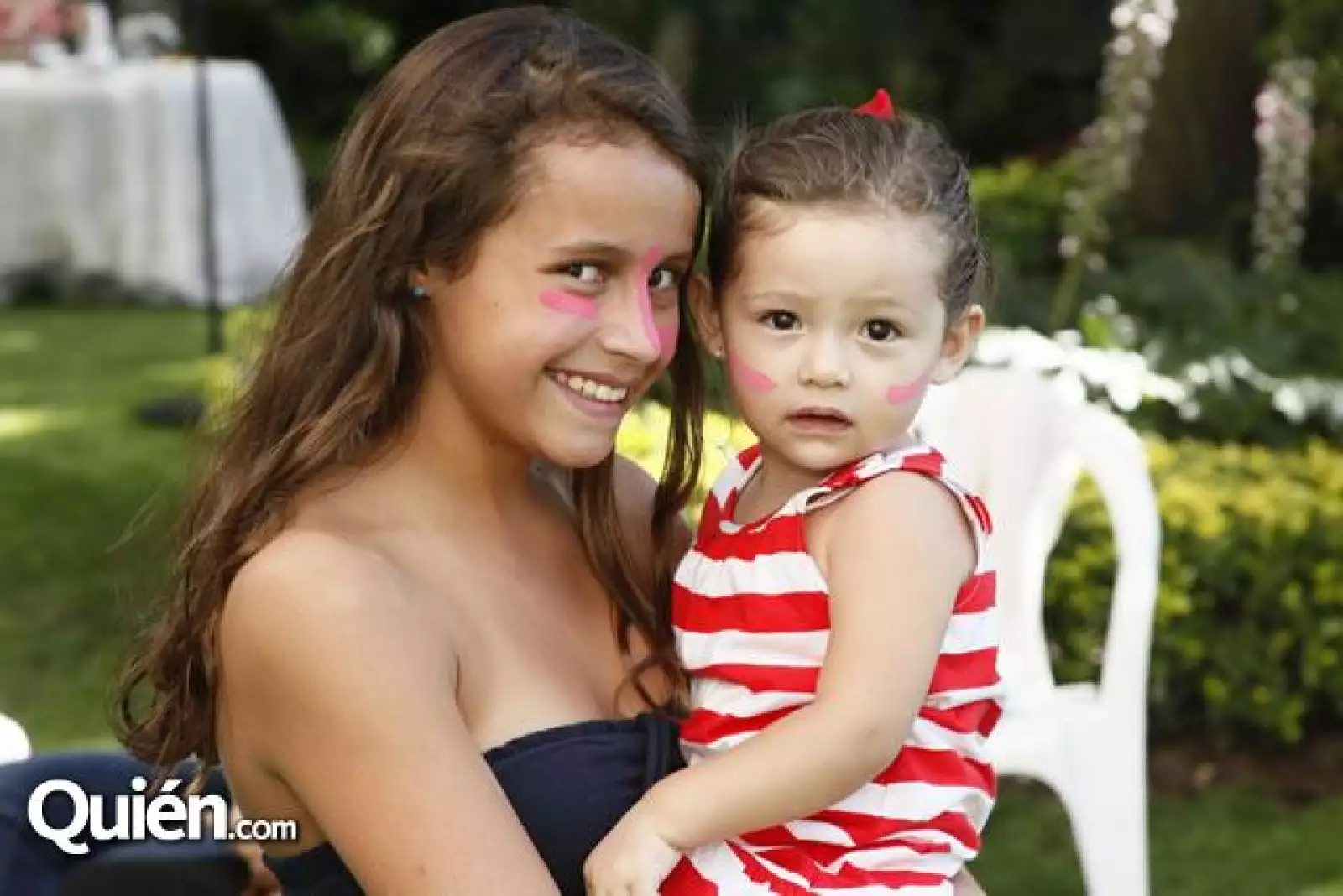 Natalia Acosta y Reneé Perezcano