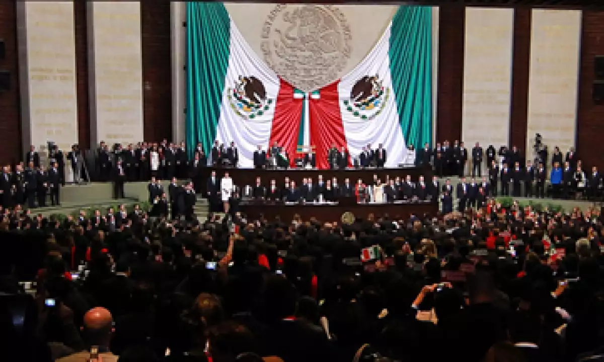 Peña Nieto afirmó que presentará un presupuesto inicial que reoriente el gasto a programas prioritarios de corte social. (Foto: Notimex)