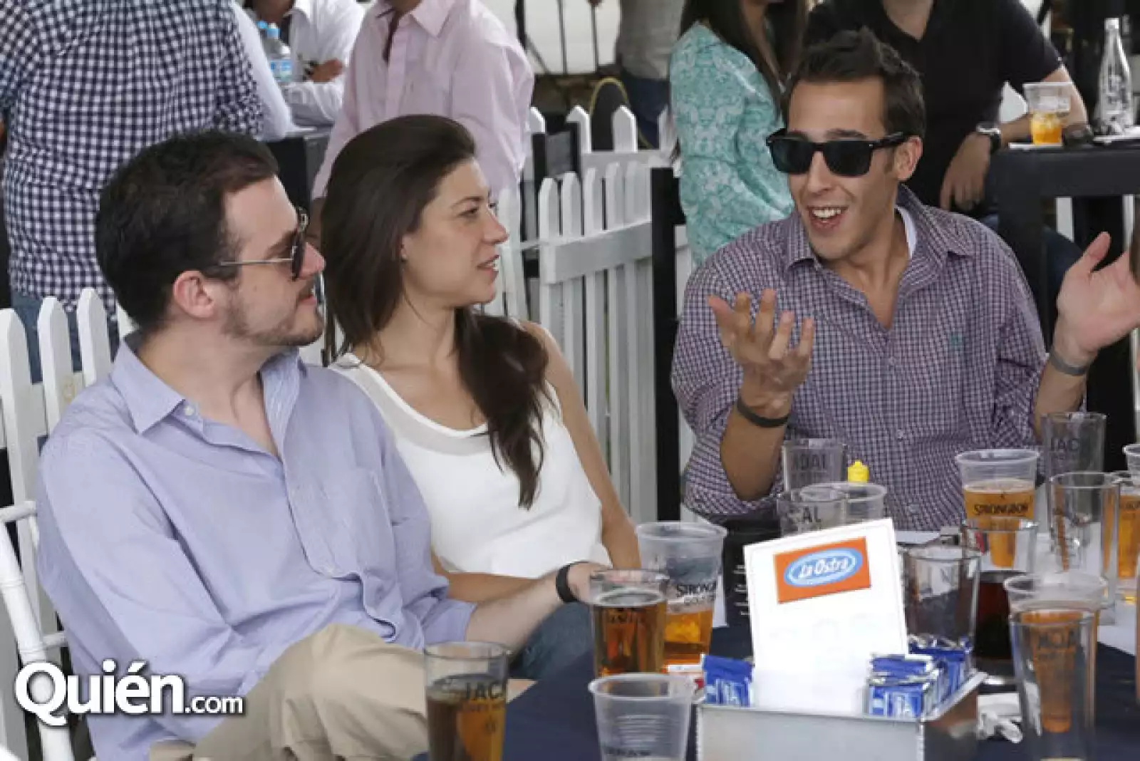 Jorge Cabrera,Vanessa Archer,Luis Tena