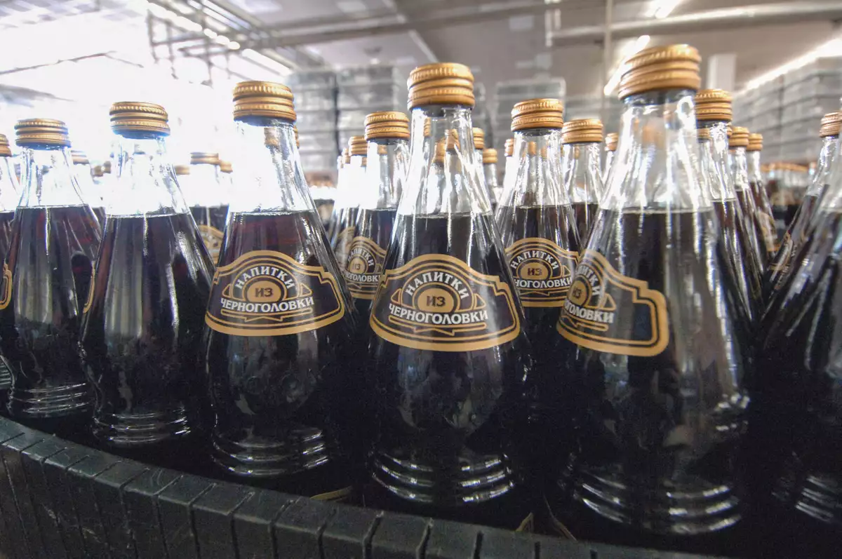 Con la salida de Coca-Cola y Pepsi: "Es el momento de Cola Chernogolovka"