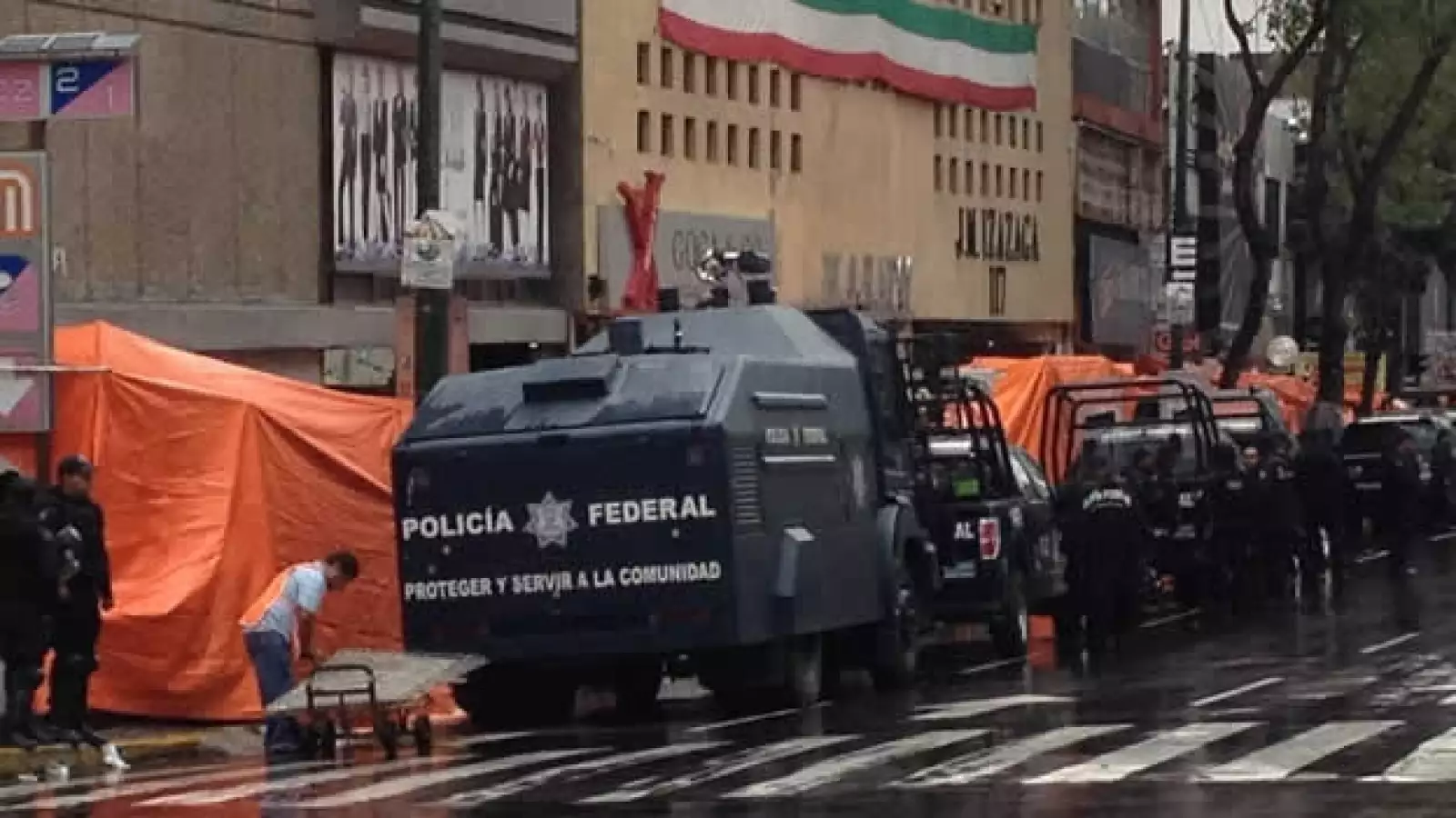 retiro campamento Zócalo 10