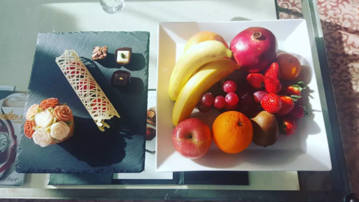 Súper consentida hasta en la comida.