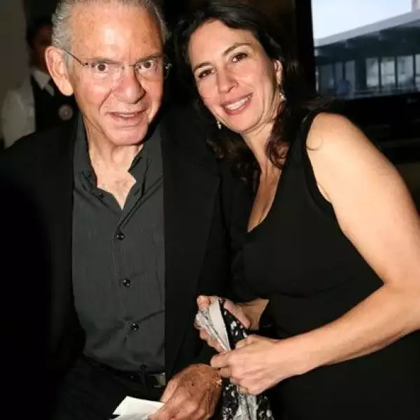 León Bessudo,Déborah Holtz