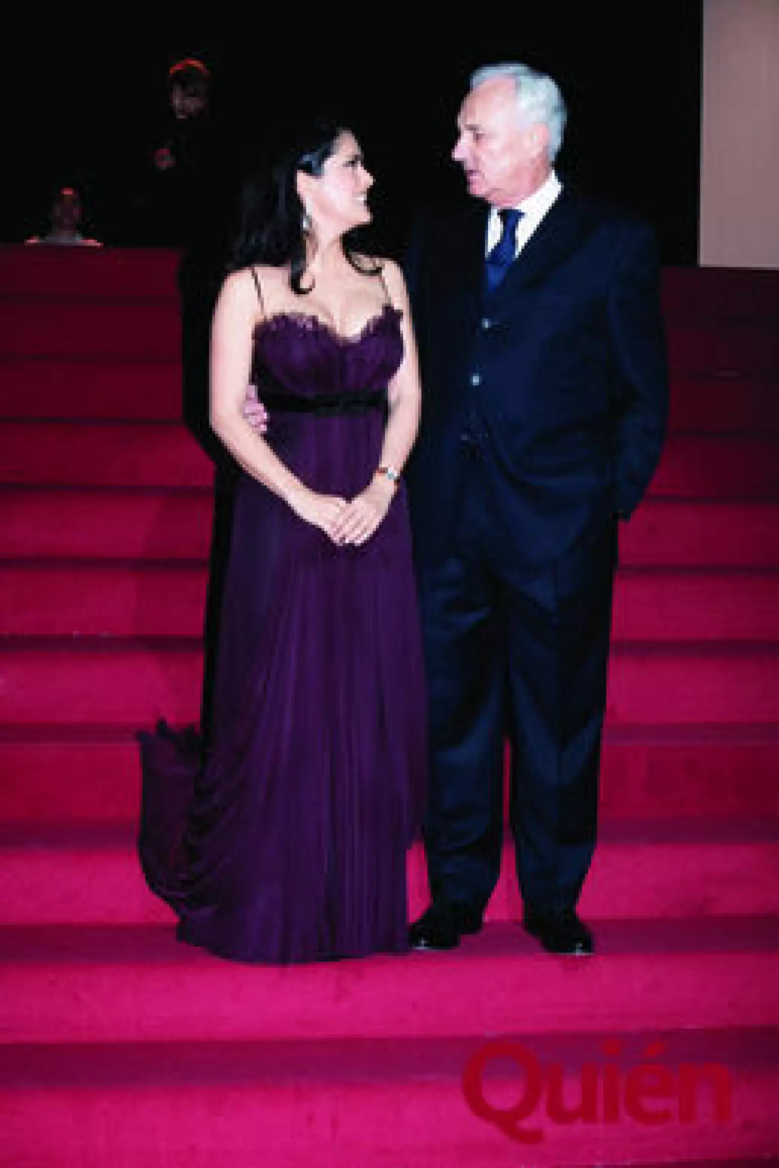 Salma Hayek, Bernard Fornas