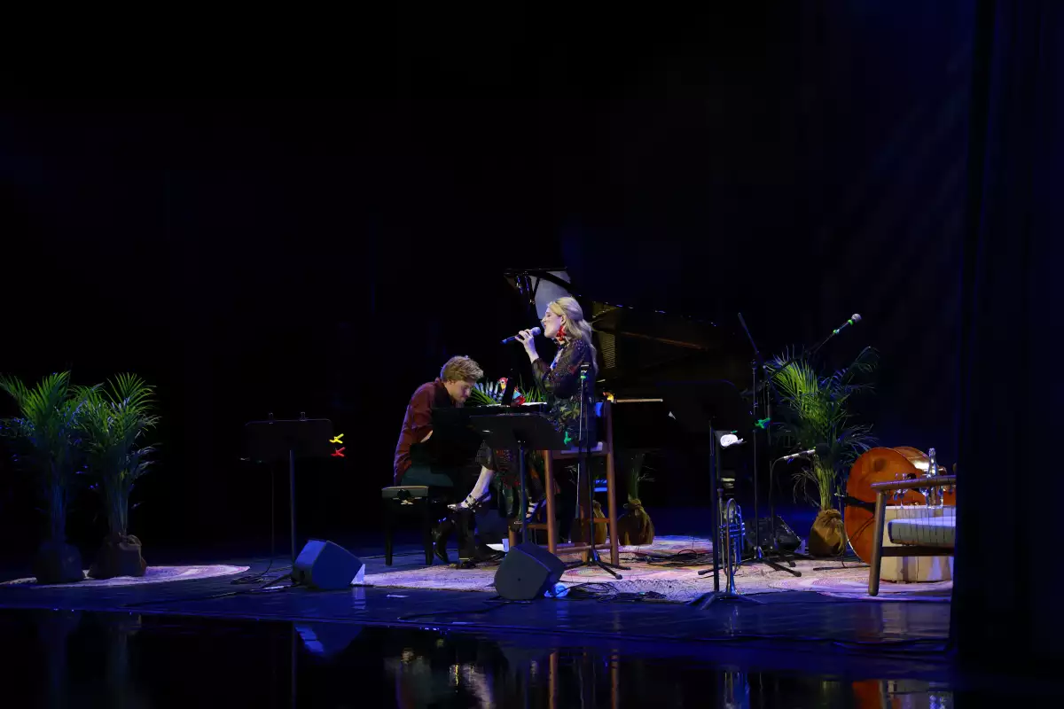 Olivia Chindamo & friends