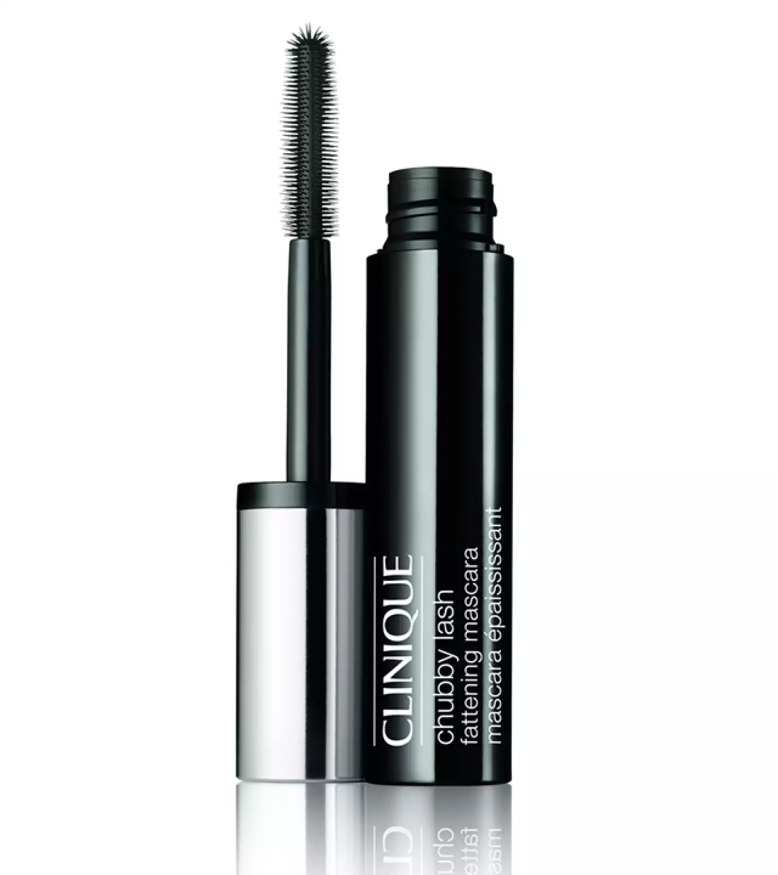 Clinique: Chubby Lash Fattening Mascara. No puedes dejar tu casa y viajar sin un rímel. Con éste, tus pestañas tendrán más volumen, más cuerpo y serán más gruesas e intensas. 315 pesos. Counters Clinique.