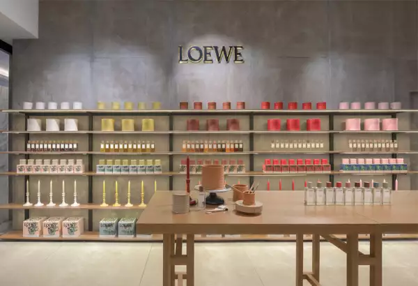 3-loewe-polanco-palacio de hierro-pop up-botanical rainbow-home scents-fragancia-vela.jpg