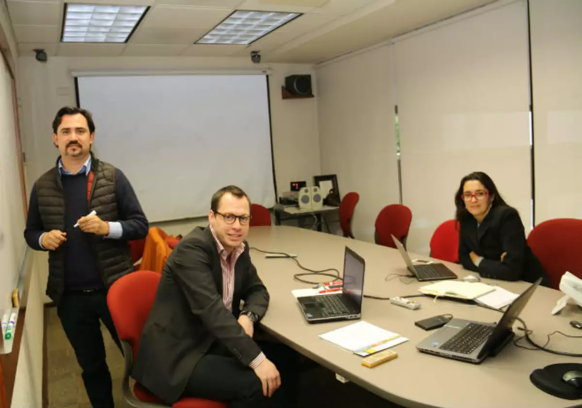 Profesores TEC desarrollan app para carretera