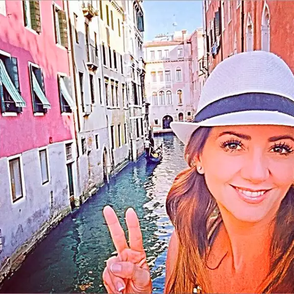 Tanto Andrea como Erik Rubín han compartido memorables fotos de su viaje por Europa.