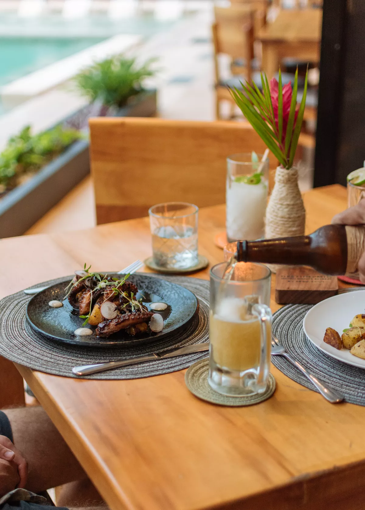 Restaurante  en destino mio