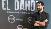 El actor regresa a la televisión con una importante serie que, desde el corazón de la Ciudad de México, lo muestra como un agente infiltrado. Damián Alcázar será uno de sus cómplices.