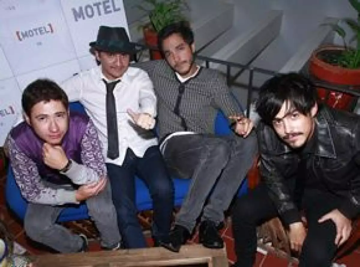 Sin embargo el líder del cuarteto, Rodrigo Dávila, dijo que no graban discos para ganar premios.