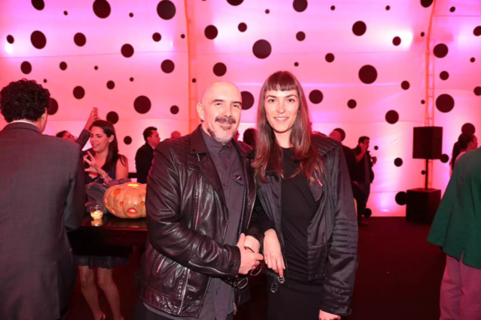 Hari Sama,Lizette Romero