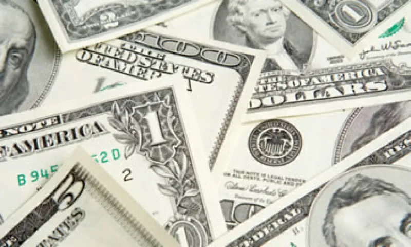 Banxico fija en 13.5982 pesos el tipo de cambio. (Foto: Thinkstock)