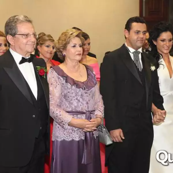 Guillermo Ochoa,Ana Maria Millan,Guillermo Ochoa y Danielle Dithurbide