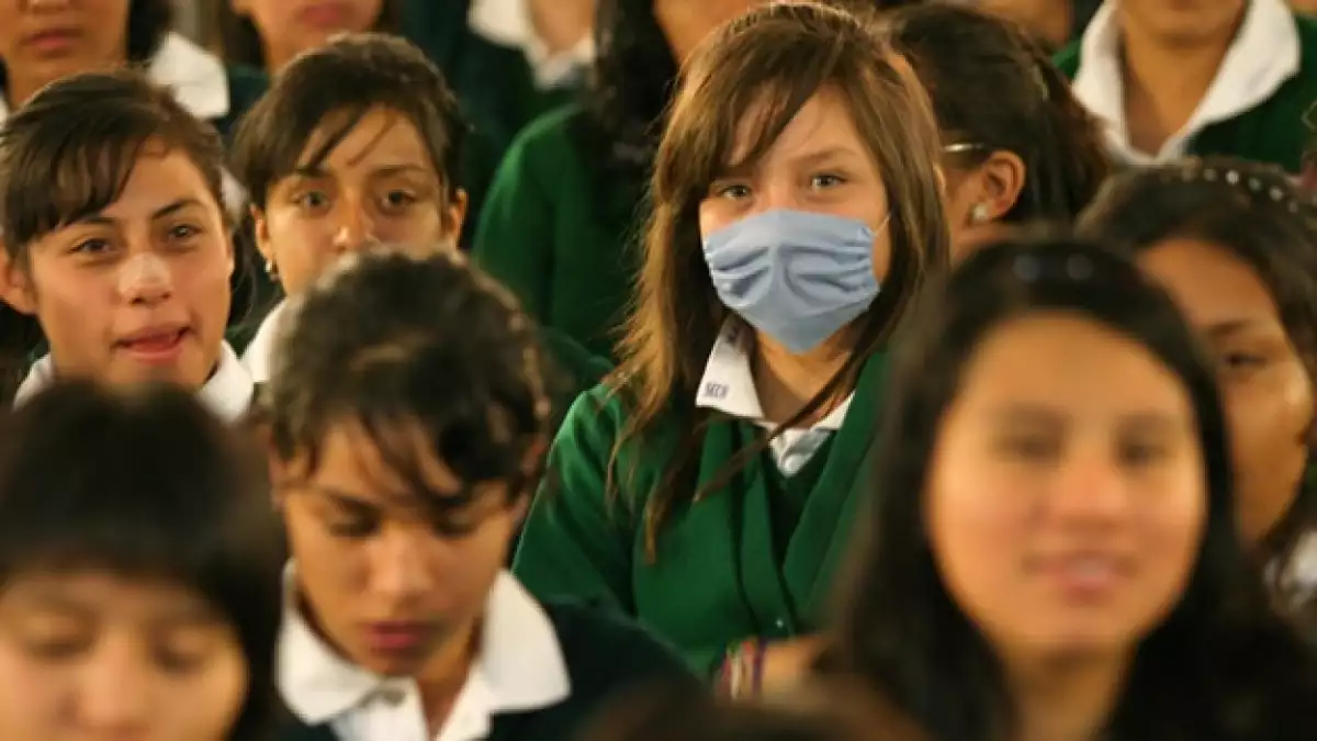 niños de secundaria en tiempos de influenza