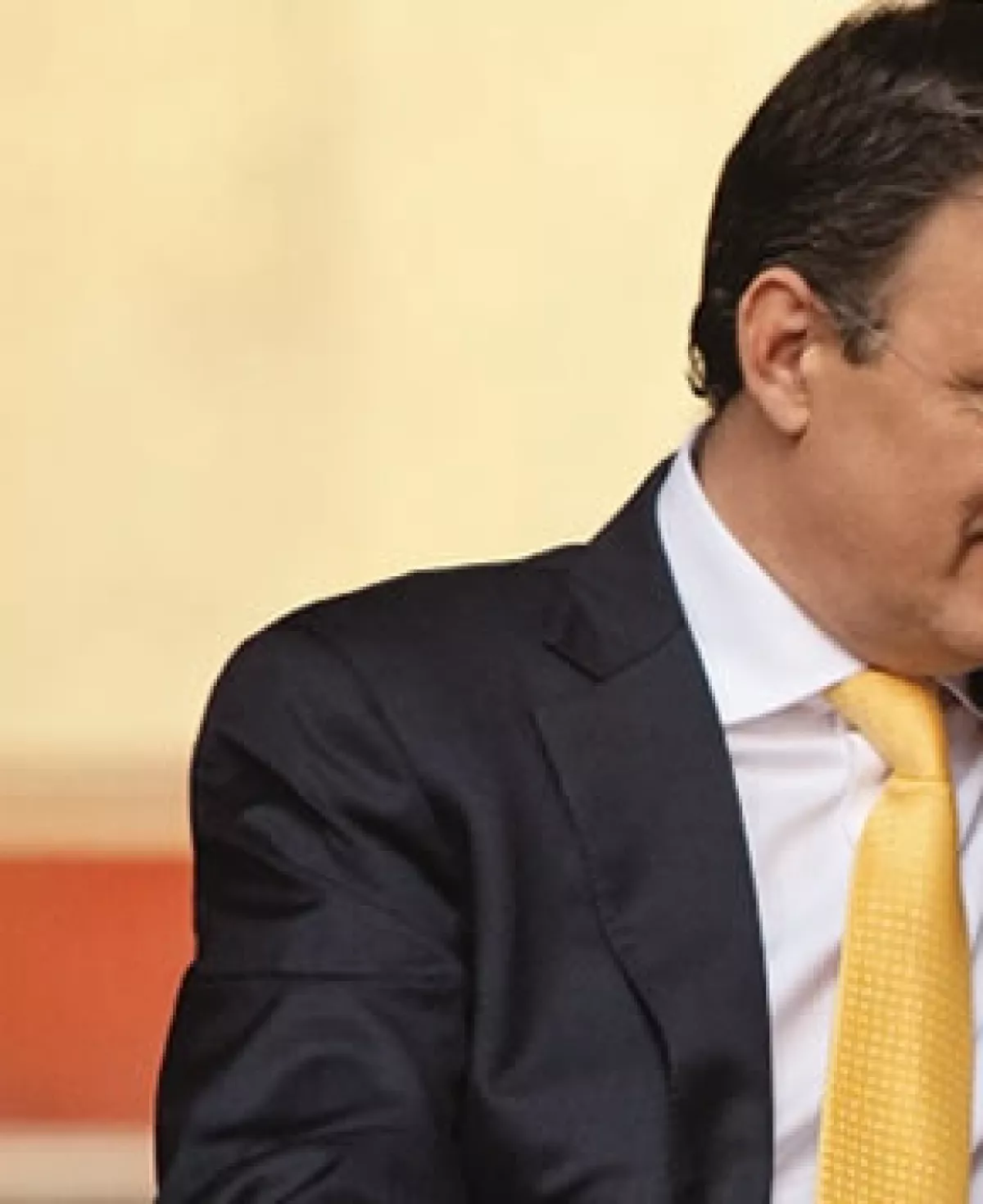 Marcelo Ebrard y Rosalinda Bueso explicaron cómo se dio su relación a la revista Quién.